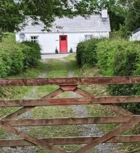 Butler\'S Cottage, Letterkenny